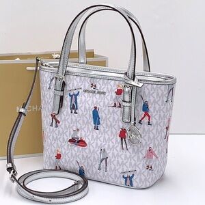 Michael Kors Jet Set Girls Print White Signature XS Carryall Top Zip Tote